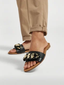 Hot Flat Sandal with Chain Detail Women Sandals·Flat Sandals