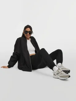 Discount White/Silver/ Runner Trainers Women Trainers·Sports Trainers